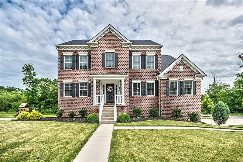 1st image of 410 Hidden Meadow Dr