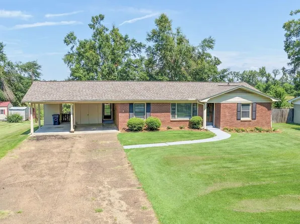 256 Pollard St, Batesville, MS 38606