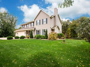 2341 Tumbleweed Trl, Green Bay, WI 54313