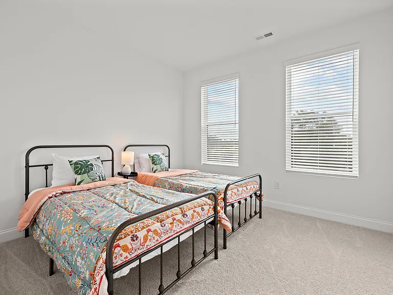 1233 S Blount St #201 — Photo 25
