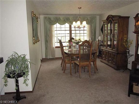 4th image of 637 Augdon Dr