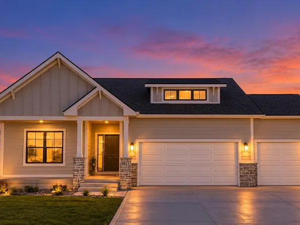 7011 Lincoln Cir, Johnston, IA 50131