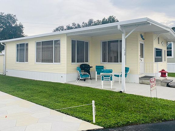5th image of 17 Jasper Dr