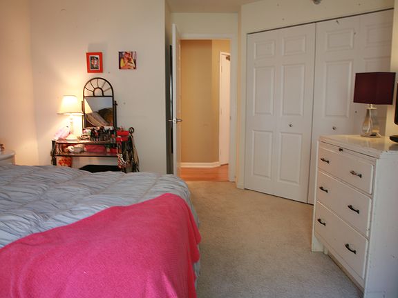 3rd image of 5980 Chasewood Pkwy APT 202