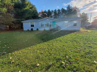 1120 N Falvey St, Winamac, IN