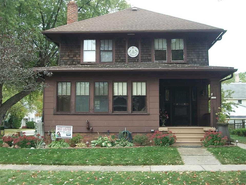 Charming 3 Bedroom - 1 Bath Character Home