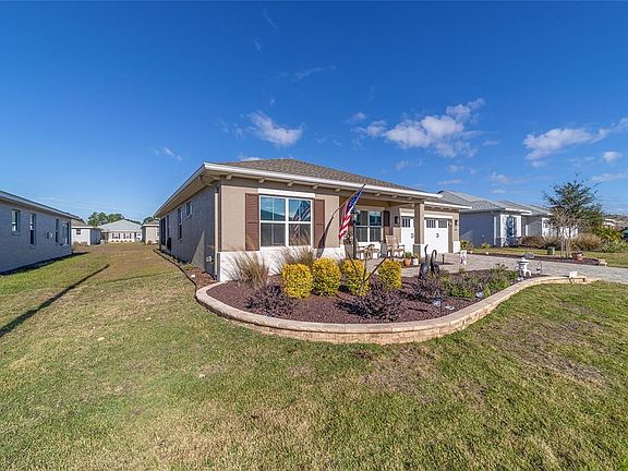5th image of 10605 SW 98th Ln