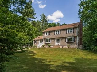 8 Thistle Dr, Amherst, NH 03031