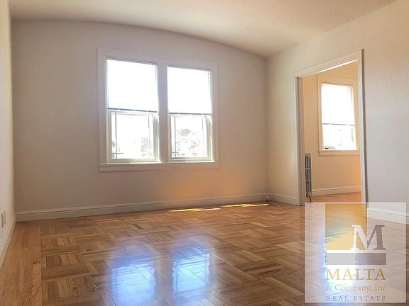 3rd image of 1965 Page St APT 304