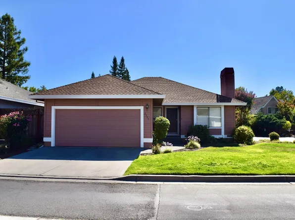 2303 Sierra Creek Circle, Santa Rosa, CA 95405