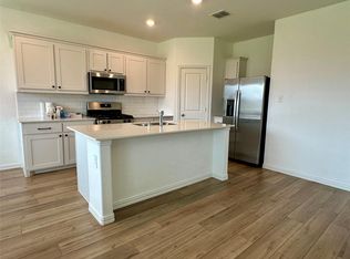 2102 Fimbry Dr, Royse City, TX 75189