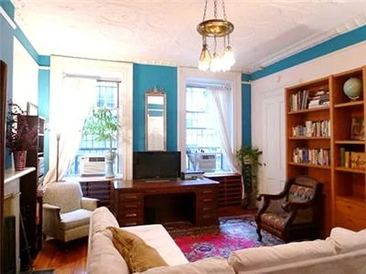 Rented by R New York | media 11
