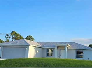 917 Martha Ave S, Lehigh Acres, FL 33974