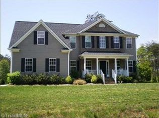 7779 Springdale Meadow Dr, Stokesdale, NC 27357