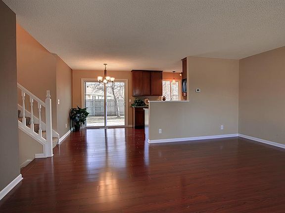 5th image of 16860 Foliage Ave