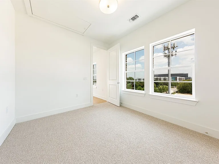 1201 Shore District Dr — Photo 24