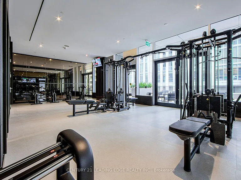 11 Yorkville Ave #3906 — Photo 30
