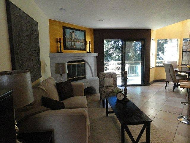 2nd image of 1762 Esperanza Ct