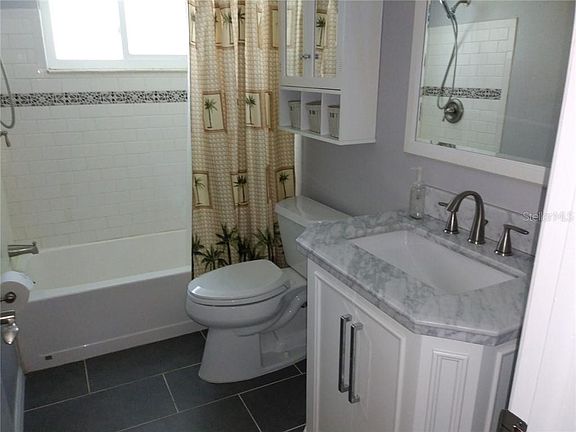 4th image of 3641 Edenwood Dr