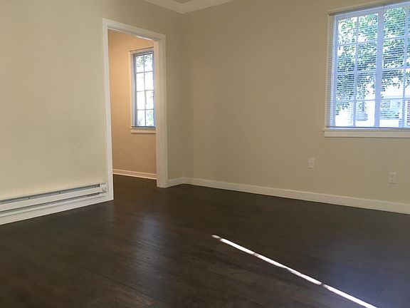 2nd image of 800 17th St