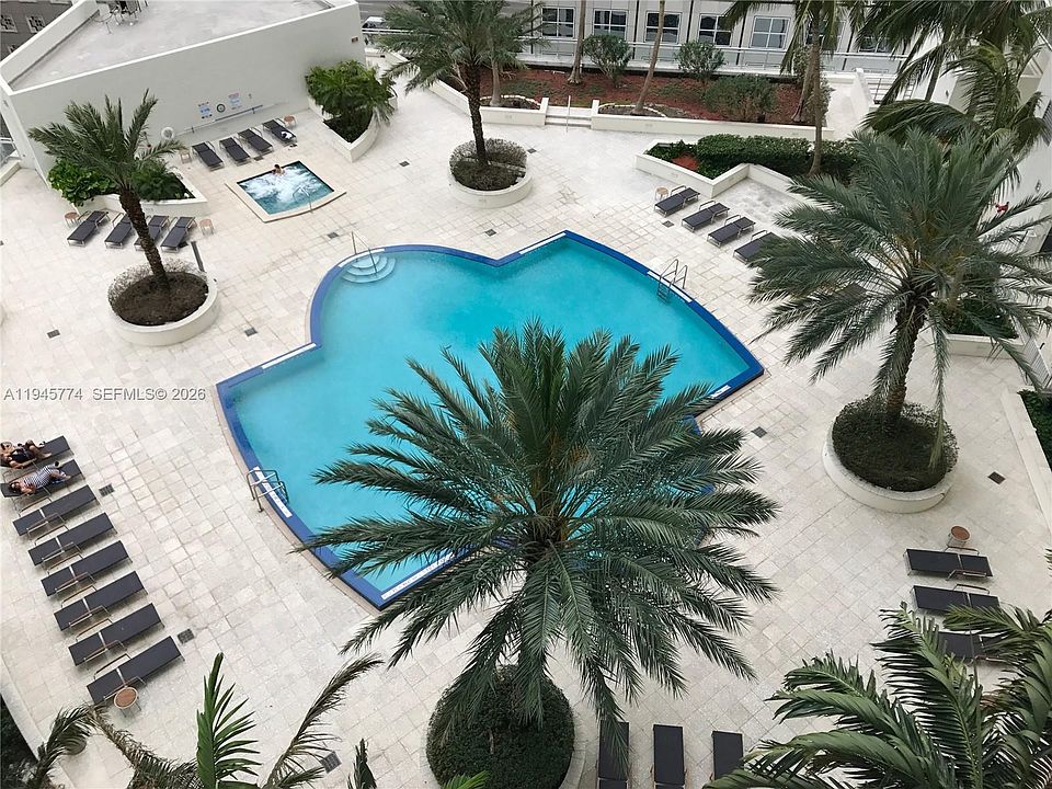 1st image of 300 S Biscayne Blvd #T-1803