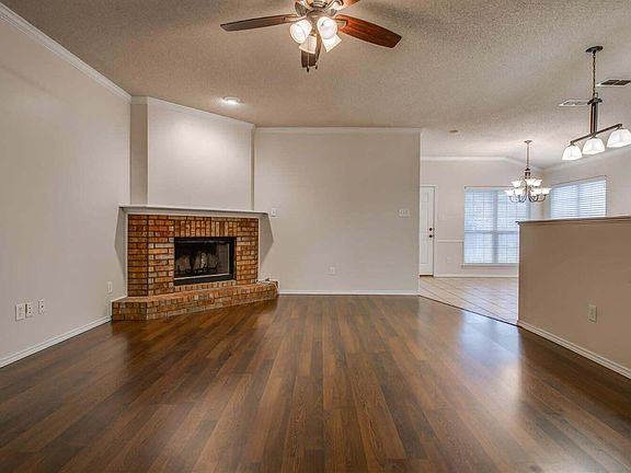 4th image of 6806 86th St