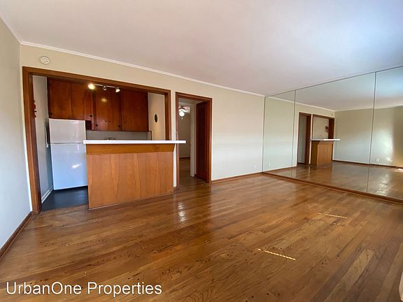 2nd image of 2211 W Alabama St #9038136