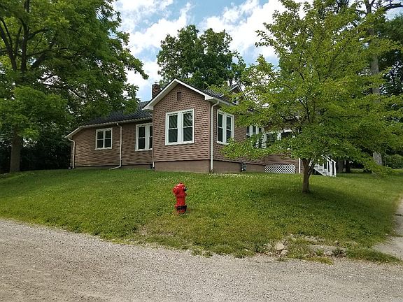 2nd image of 303 N 4th St