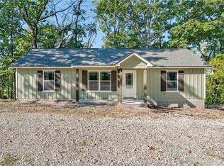 111 Ridge Rd, Eureka Springs, AR 72631