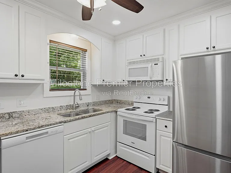 1107 W Hanna St — Photo 7