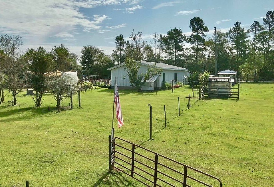 1st image of 1036 Broom Rd