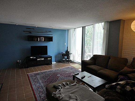 4th image of 3600 Montrose Blvd Unit 301
