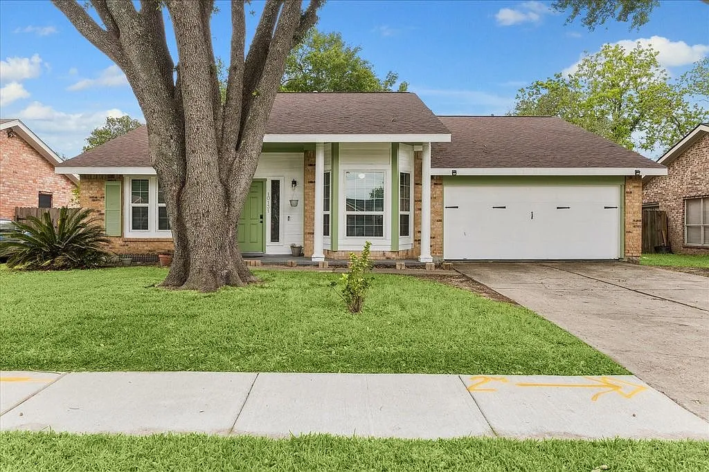 3 bed, 1776 sqft, $1,800 — Photo 1