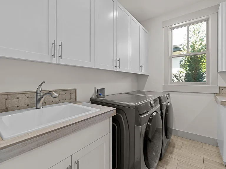 1496 NW Discovery Park Dr — Photo 52