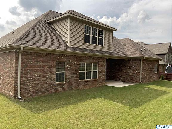 3rd image of 245 Heritage Mill Dr