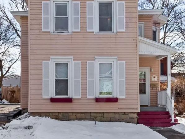 36 Seymour St, Auburn, NY 13021