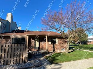 2131 Vine Way Dr APT 102, Canton, MI 48188