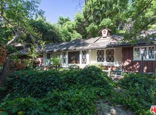 3921 Kingswood Rd, Sherman Oaks, CA 91403