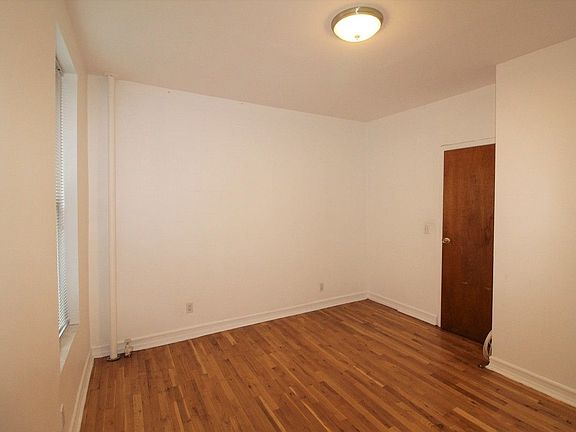 3rd image of 437 16th St APT 3