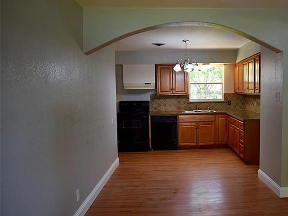 5th image of 13716 Stardust Ln