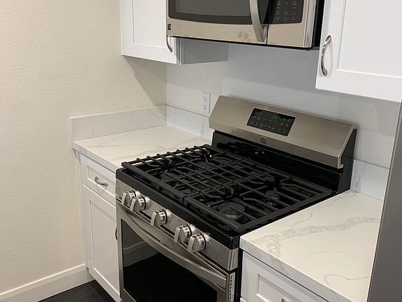 3rd image of 1621 Hotel Cir S Unit E202
