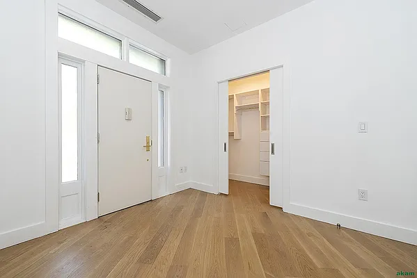Rented by Akam Sales and Brokerage | media 12