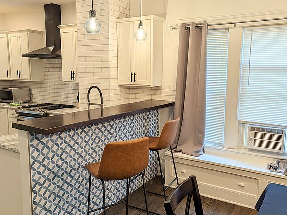 5th image of 10918 Ashbury Ave
