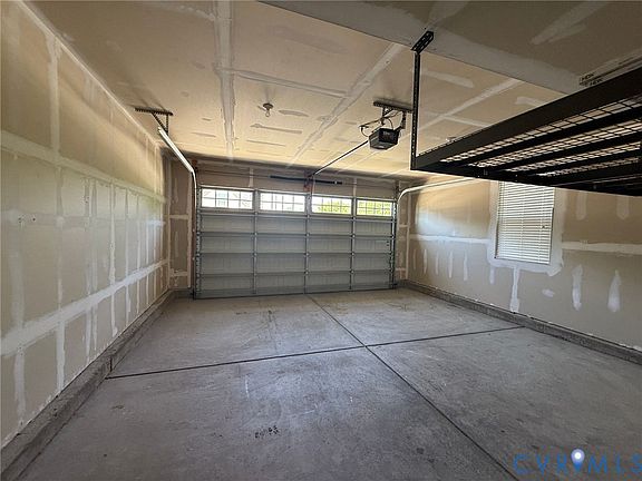 3rd image of 7983 Wistar Woods Ct