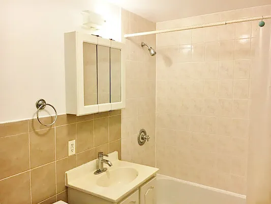 Rented by Best Apartments North Inc | media 8