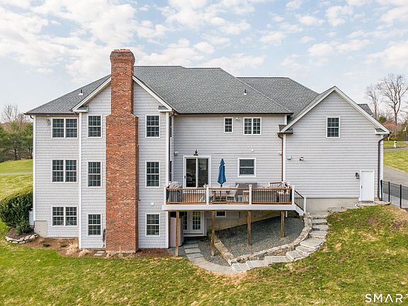 3rd image of 3 Belden Hill Road