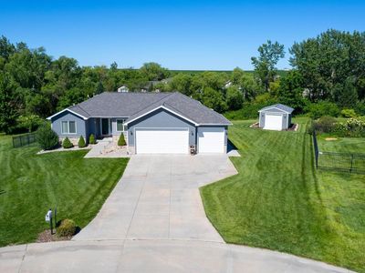 733 Spruce Cir, Palmyra, NE, 68418