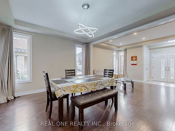 5th image of 1815 Fairport Rd #6