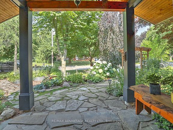 3rd image of 467 Jellicoe Cres
