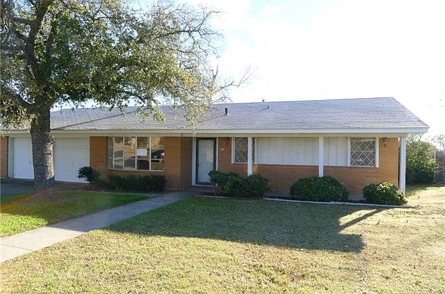 1st image of 1103 E University Dr